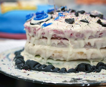 Image of STEM: Cake, Science, Charity